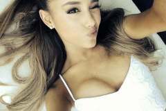 Ariana Grande Goddess