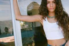 Zendaya Belly